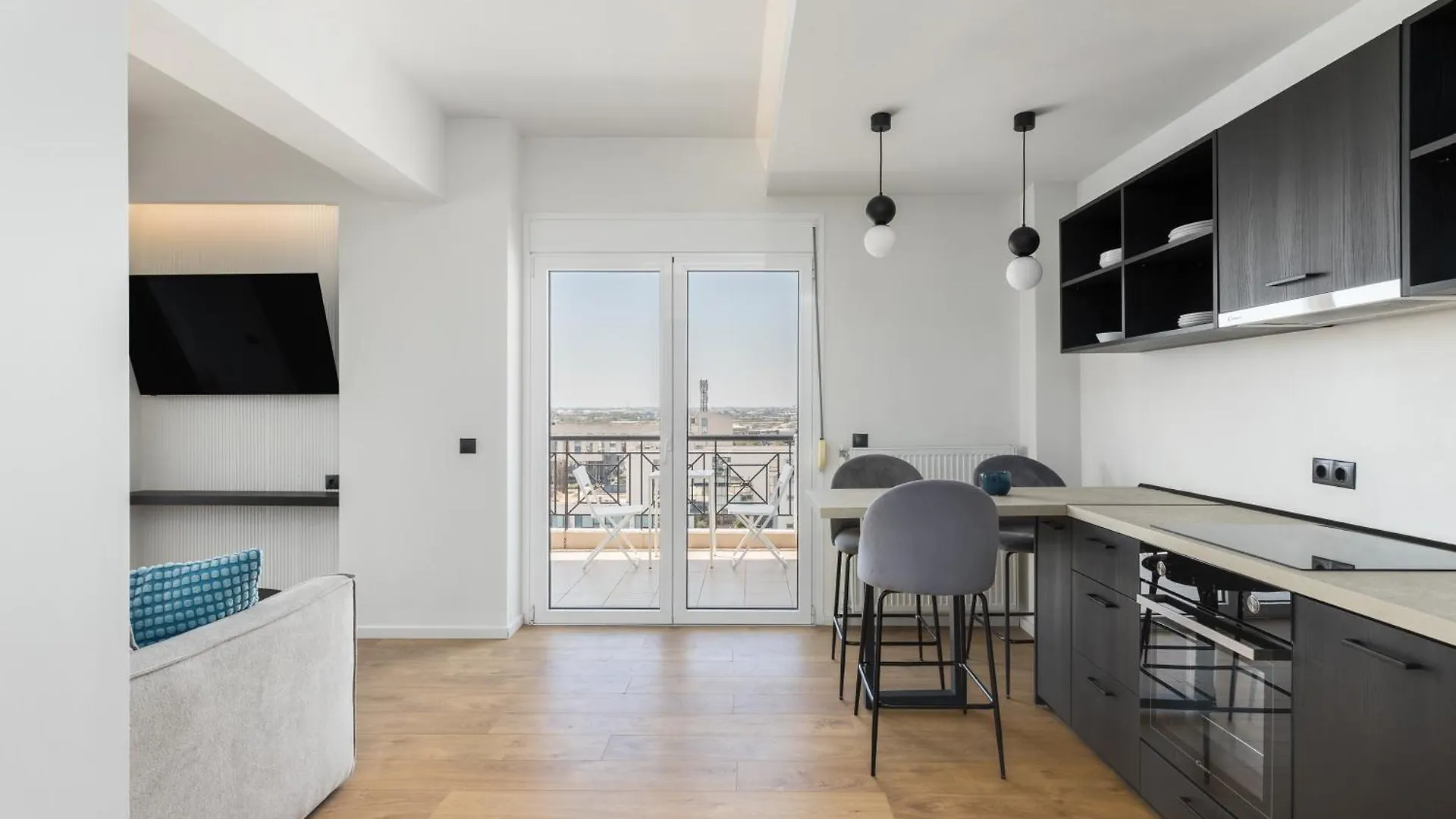 Celine By Halu!, Spacious Apartments Next To Business Hub Θεσσαλονίκη