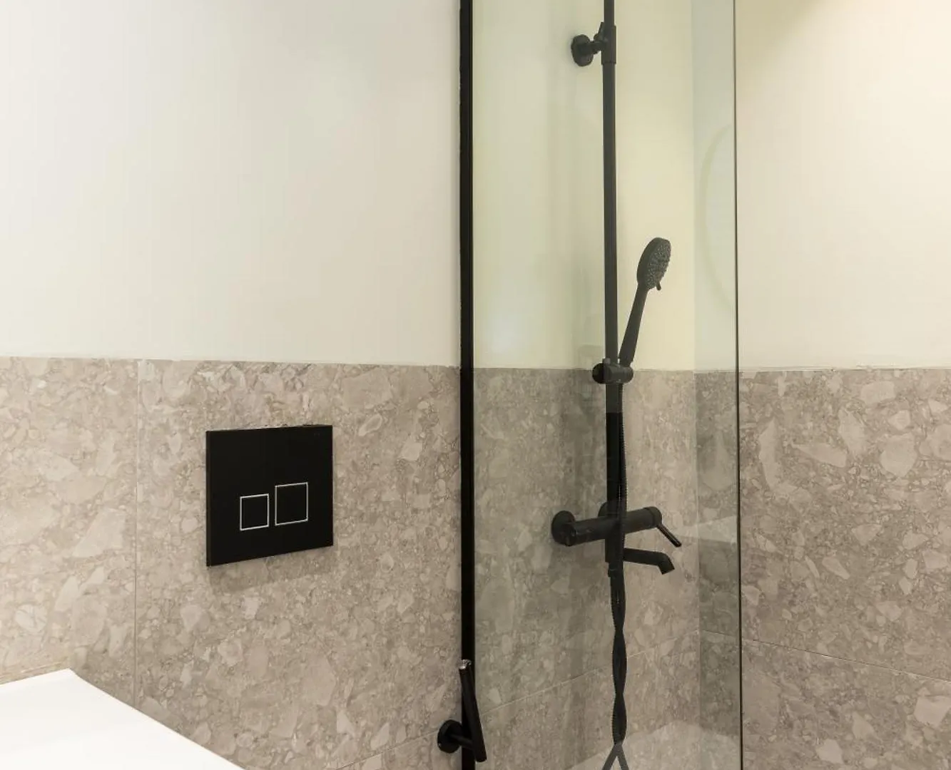 Celine By Halu!, Spacious Apartments Next To Business Hub Θεσσαλονίκη
