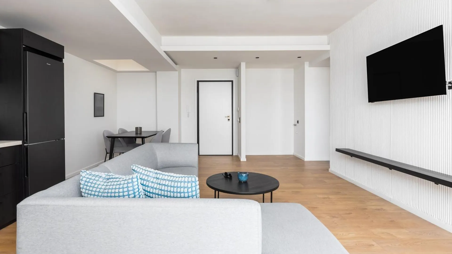 Celine By Halu!, Spacious Apartments Next To Business Hub Thessaloniki 0*,  Greece